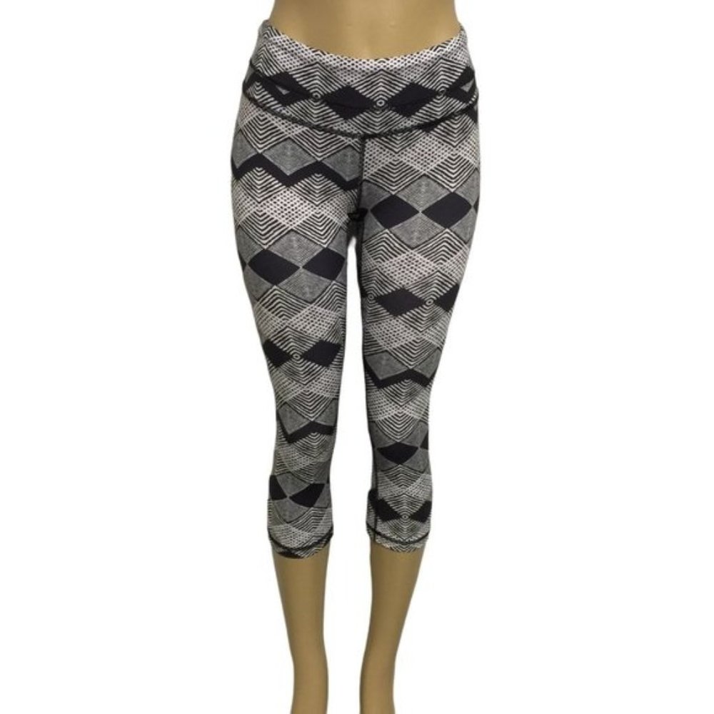 LUCY black white geometric print capri leggings SZ S women's